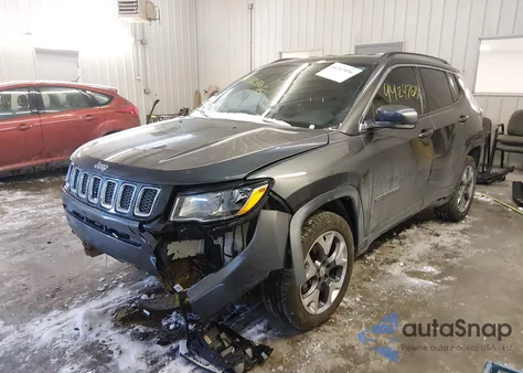 2019 Jeep Compass Limited 4X4 z USA, uszkodzony, nr VIN 3C4NJDCB6KT620185